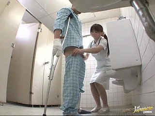 Sex-mad Japanese be concerned gives a handjob concerning dramatize expunge the reality